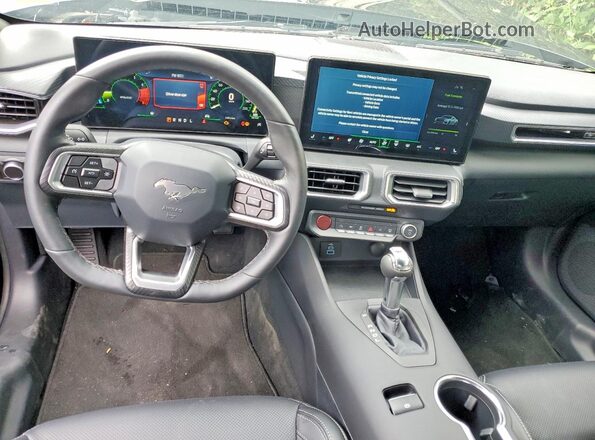 1FAGP8UH4T5121152 2026 FORD MUSTANG Black Dashboard view