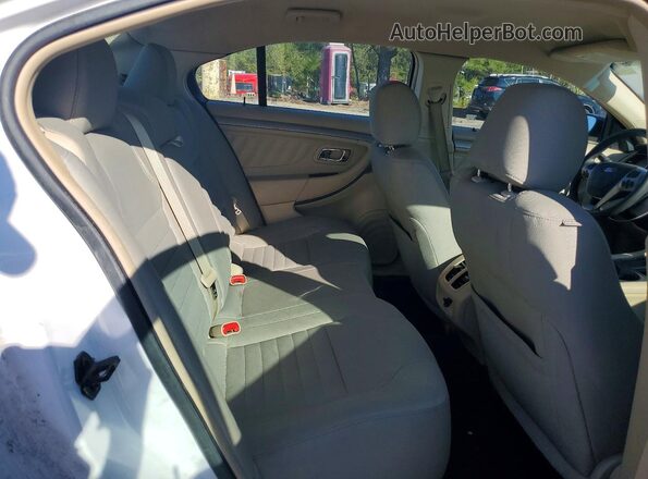 1FAHP2D87HG138699 2017 FORD TAURUS Белый Вид задних сидений