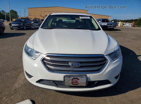 1FAHP2D87HG138699 2017 FORD TAURUS Белый Вид спереди