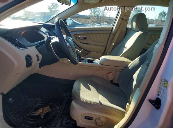 1FAHP2D87HG138699 2017 FORD TAURUS Белый Вид салона спереди