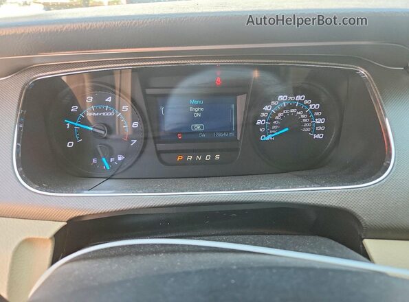 1FAHP2D87JG133296 2018 FORD TAURUS White Widok zestawu wskaźników