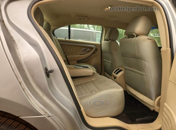 1FAHP2D88JG101988 2018 FORD TAURUS Silver უკანა სავარძლების ხედი