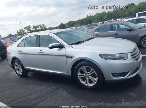 1FAHP2E86GG149884 2016 FORD TAURUS Silver Widok wnętrza z tyłu