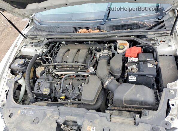 1FAHP2E86JG112227 2018 FORD TAURUS White Vista interior trasera