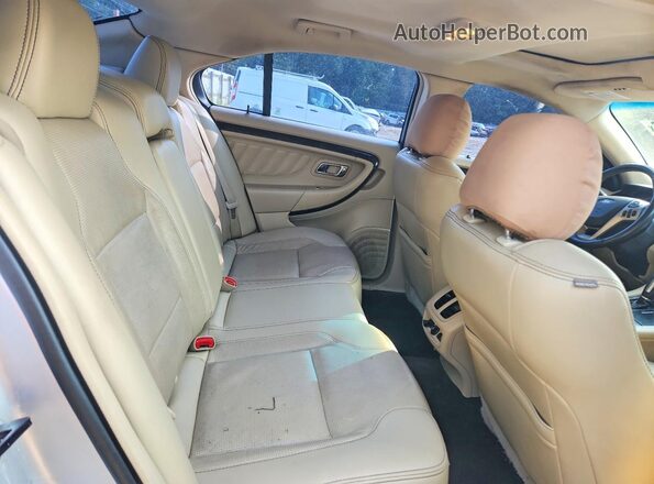 1FAHP2F82JG130433 2018 FORD TAURUS Серебряный Вид задних сидений