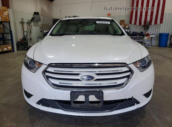 1FAHP2F95GG148734 2016 FORD TAURUS Белый Вид спереди