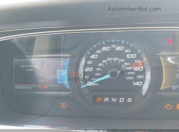 1FAHP2H87HG139992 2017 FORD TAURUS Gray Rear seats view