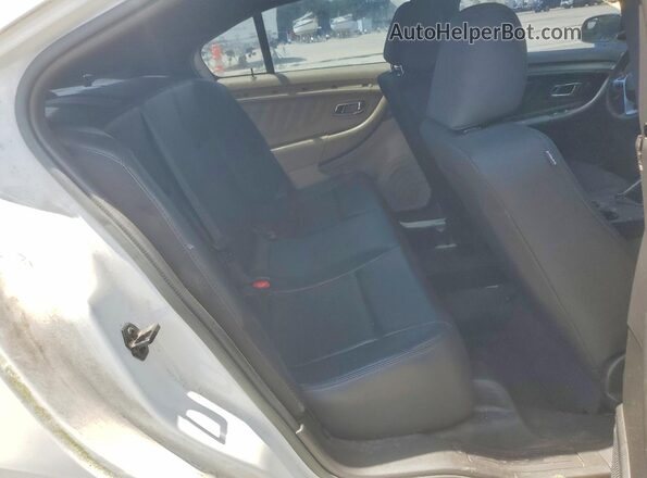 1FAHP2L85HG109252 2017 FORD TAURUS White Հետևի նստատեղերի տեսք
