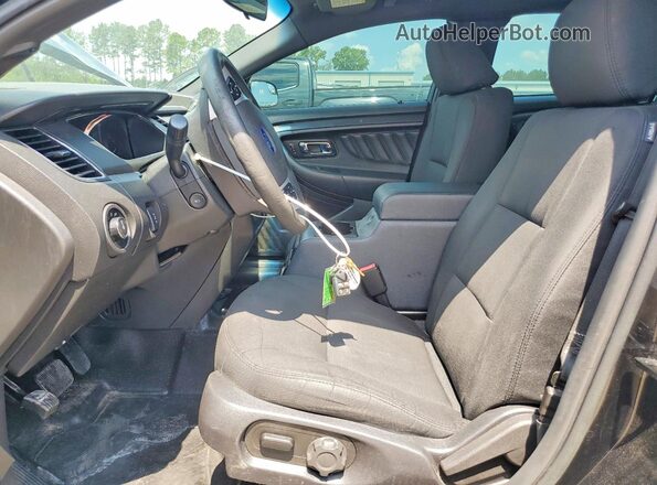 1FAHP2MKXJG123891 2018 FORD TAURUS Черный Вид салона спереди