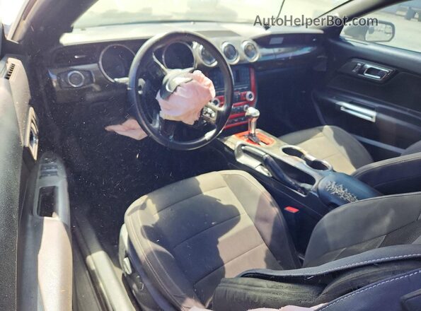 1FATP8EM2G5243170 2016 FORD MUSTANG Серебряный Вид панели приборов