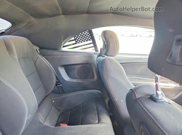 1FATP8EM2G5243170 2016 FORD MUSTANG Серебряный Вид задних сидений