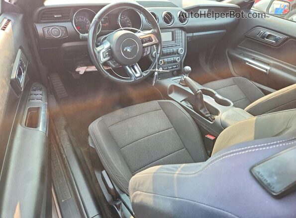 1FATP8EM5G5301174 2016 FORD MUSTANG Серебряный Вид панели приборов