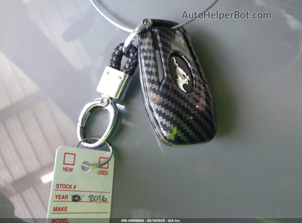 1FATP8EM7G5236215 2016 FORD MUSTANG Серебряный Вид панели приборов