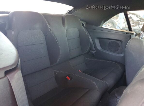 1FATP8EM8H5214077 2017 FORD MUSTANG Burgundy უკანა სავარძლების ხედი
