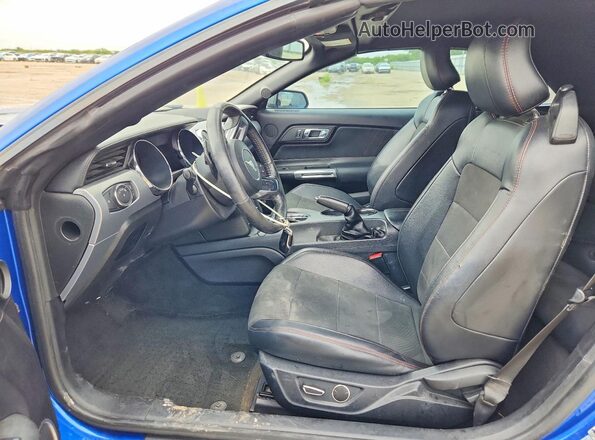1FATP8FF1H5238964 2017 FORD MUSTANG Blue Widok wnętrza z przodu
