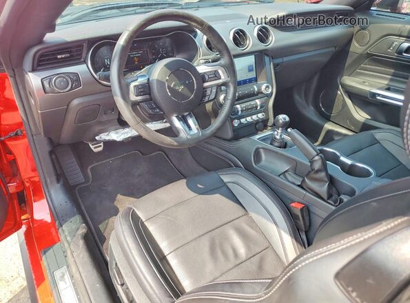1FATP8FF5N5125384 2022 FORD MUSTANG Красный Вид панели приборов