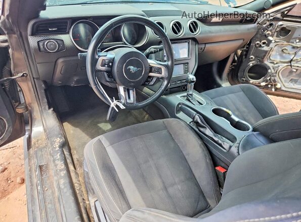 1FATP8UH0J5185152 2018 FORD MUSTANG Gray Dashboard view