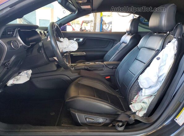 1FATP8UH0K5196704 2019 FORD MUSTANG Purple Vista interior delantera