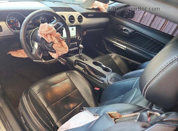 1FATP8UH1G5243164 2016 FORD MUSTANG Черный Вид панели приборов