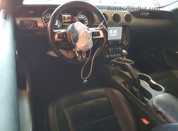 1FATP8UH1N5100423 2022 FORD MUSTANG Red Vista del salpicadero