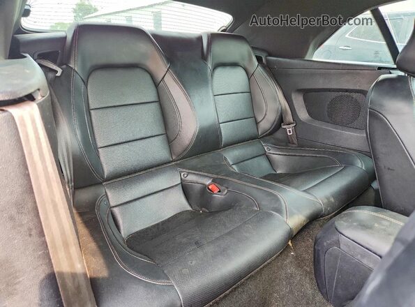 1FATP8UH2J5118309 2018 FORD MUSTANG Черный Вид задних сидений