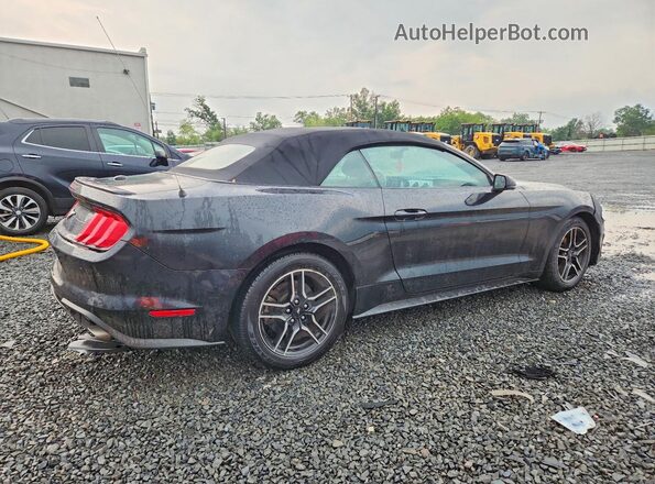 1FATP8UH2J5118309 2018 FORD MUSTANG Черный Задняя правая четверть