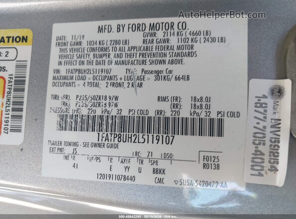 1FATP8UH2L5119107 2020 FORD MUSTANG Серебряный Вид подкапотного пространства