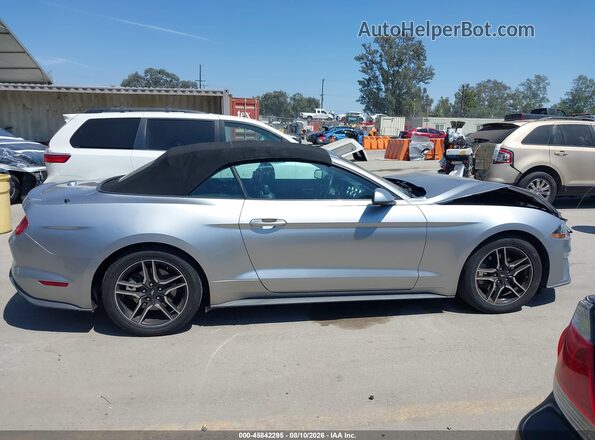 1FATP8UH2L5119107 2020 FORD MUSTANG Серебряный Вид задней части салона