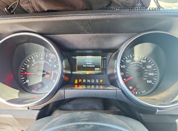 1FATP8UH2P5111577 2023 FORD MUSTANG Серебряный Вид щитка приборов