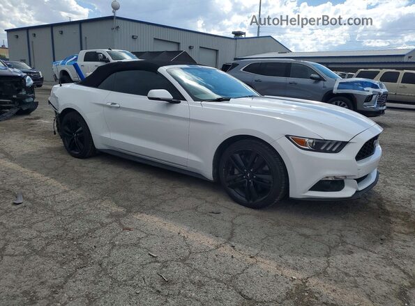 1FATP8UH3G5295184 2016 FORD MUSTANG White Front right