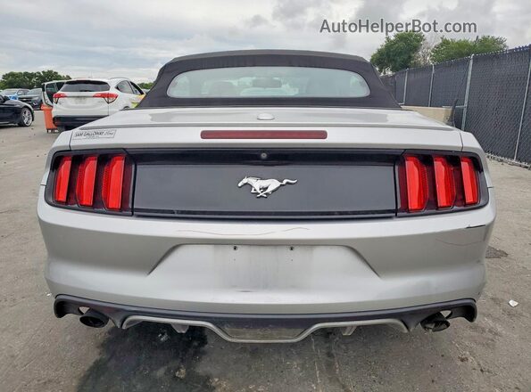 1FATP8UH3H5267449 2017 FORD MUSTANG Silver უკანა ხედი