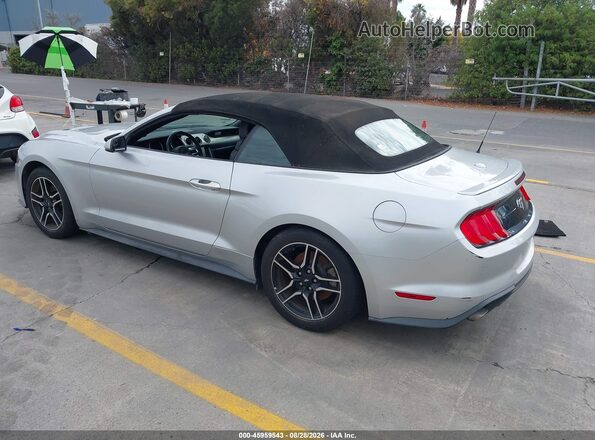 1FATP8UH3J5155241 2018 FORD MUSTANG Серебряный Задняя левая четверть