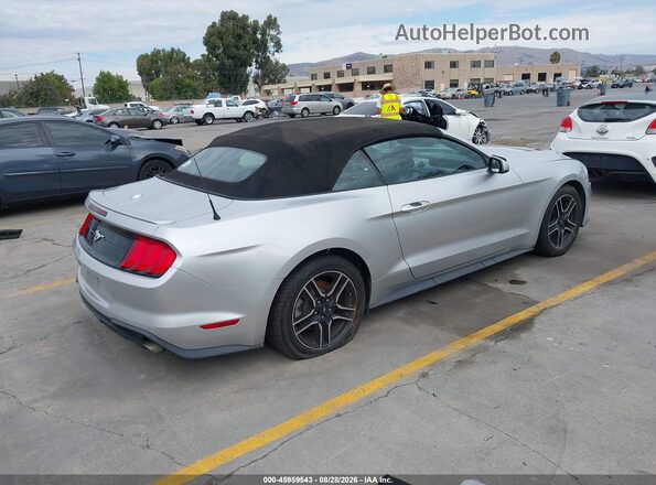 1FATP8UH3J5155241 2018 FORD MUSTANG Серебряный Задняя правая четверть