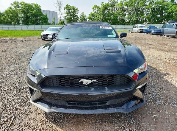 1FATP8UH3L5179882 2020 FORD MUSTANG Black Widok z przodu
