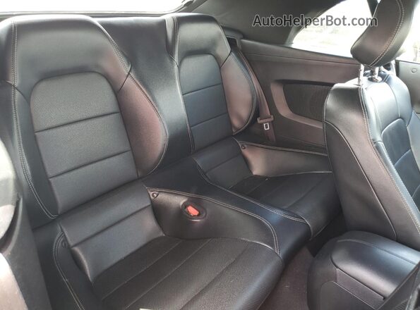 1FATP8UH3M5115987 2021 FORD MUSTANG Black Widok tylnych siedzeń