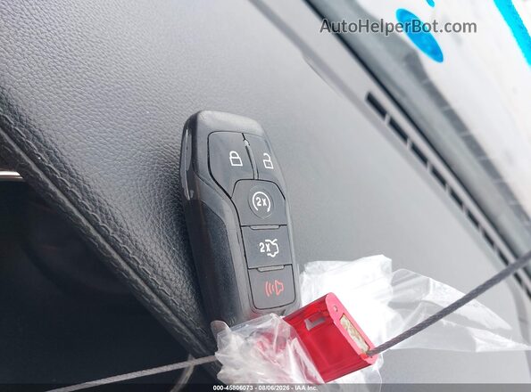 1FATP8UH4H5320322 2017 FORD MUSTANG Серый Вид панели приборов