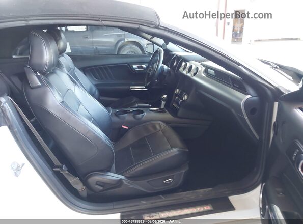 1FATP8UH4K5162474 2019 FORD MUSTANG White Вид салону спереду