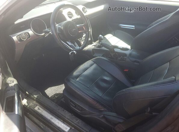 1FATP8UH4L5147748 2020 FORD MUSTANG Gray Dashboard view