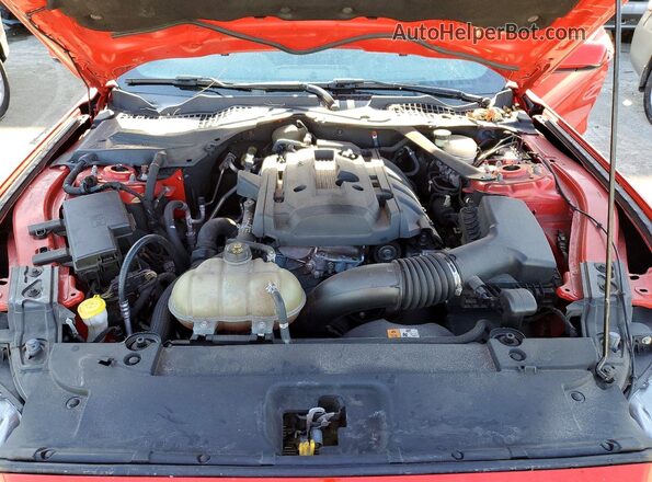 1FATP8UH5H5267310 2017 FORD MUSTANG Red Widok wnętrza z tyłu