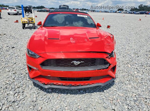 1FATP8UH5L5137696 2020 FORD MUSTANG Red Widok z przodu