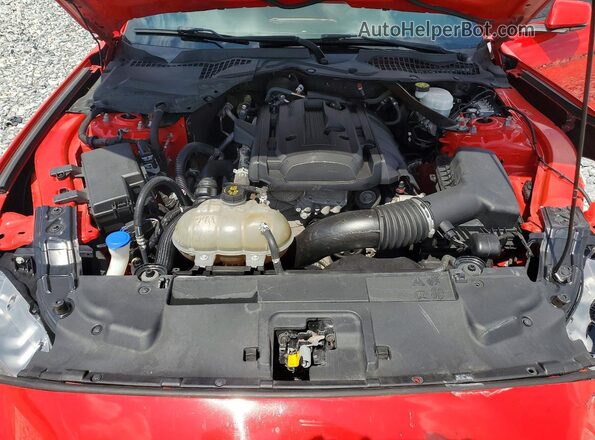 1FATP8UH5L5137696 2020 FORD MUSTANG Red Widok wnętrza z tyłu