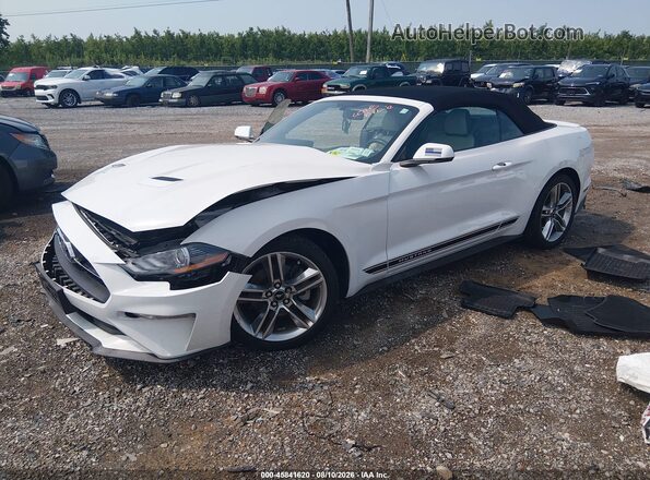 1FATP8UH5L5149136 2020 FORD MUSTANG White Front left