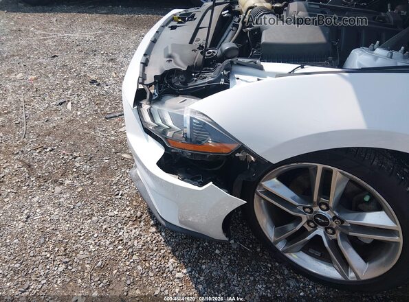 1FATP8UH5L5149136 2020 FORD MUSTANG White Front view