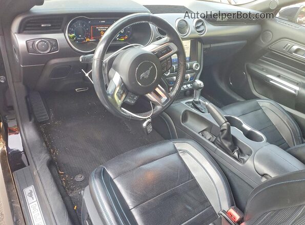 1FATP8UH5M5149168 2021 FORD MUSTANG Black Առջևի վահանակի տեսք
