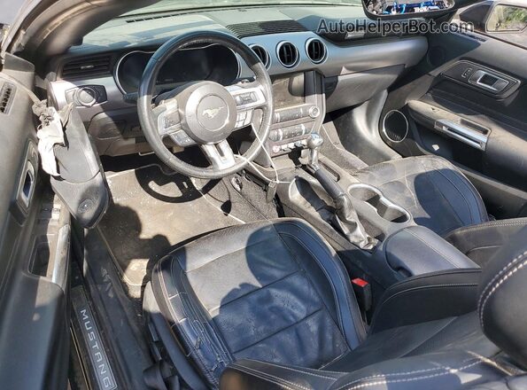 1FATP8UH5N5114146 2022 FORD MUSTANG Black Dashboard view