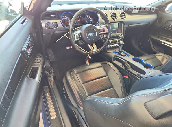 1FATP8UH6J5155380 2018 FORD MUSTANG Blue Dashboard view