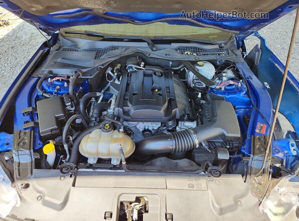 1FATP8UH6J5155380 2018 FORD MUSTANG Blue Rear interior view