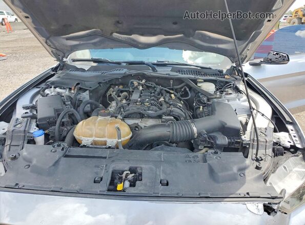 1FATP8UH6L5125962 2020 FORD MUSTANG Серебряный Вид задней части салона