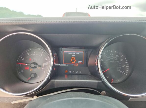 1FATP8UH7G5309698 2016 FORD MUSTANG White Widok zestawu wskaźników