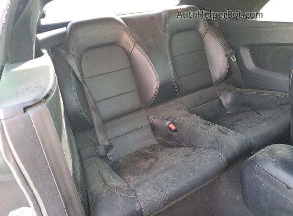1FATP8UH7J5124249 2018 FORD MUSTANG Серый Вид задних сидений
